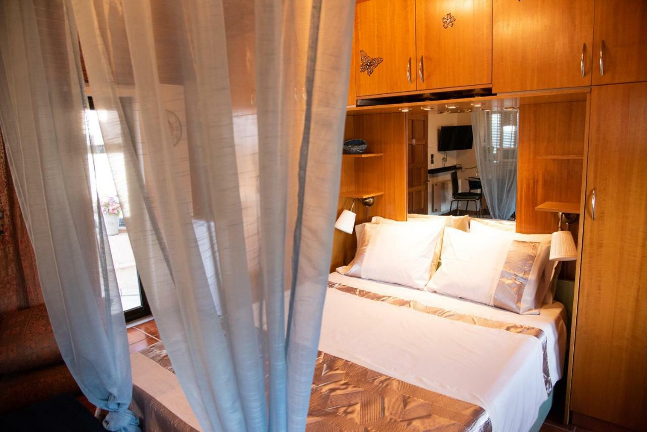 Cozy Loft 360O View Of Athens 아파트 외부 사진