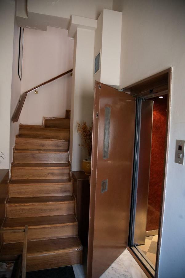 Cozy Loft 360O View Of Athens 아파트 외부 사진